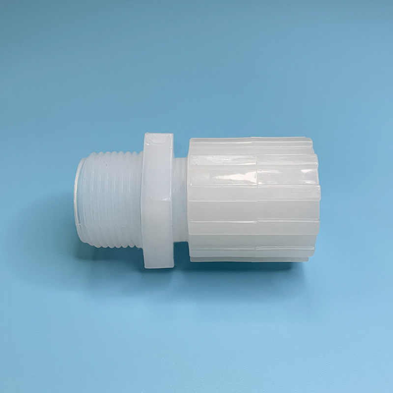 Conector macho de brida apretada PFA - CJFC
